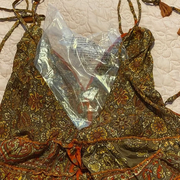Boho Paisley Halter Ruffle Hem Cami Top - Brown & Rust - Picture 2 of 4